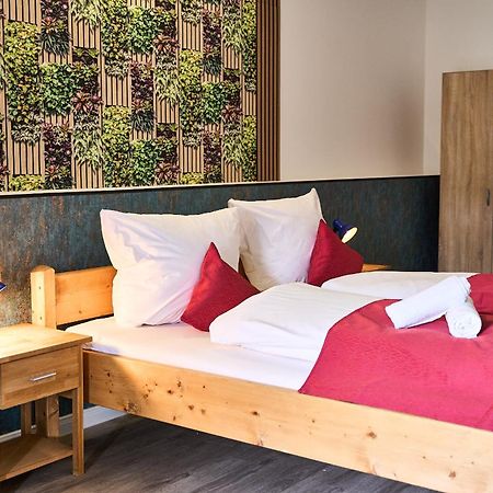Hotel Maximo พินเนแบร์ก ภายนอก รูปภาพ
