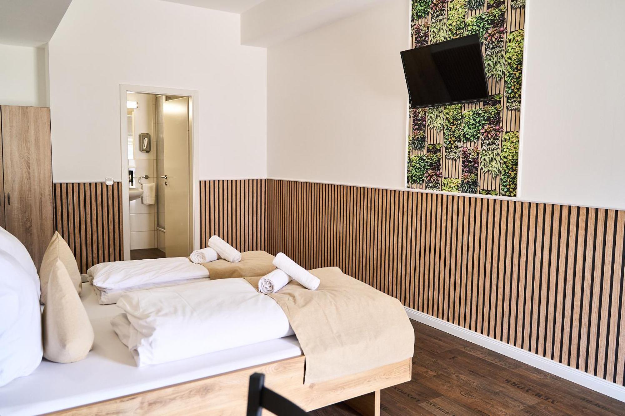Hotel Maximo พินเนแบร์ก ภายนอก รูปภาพ