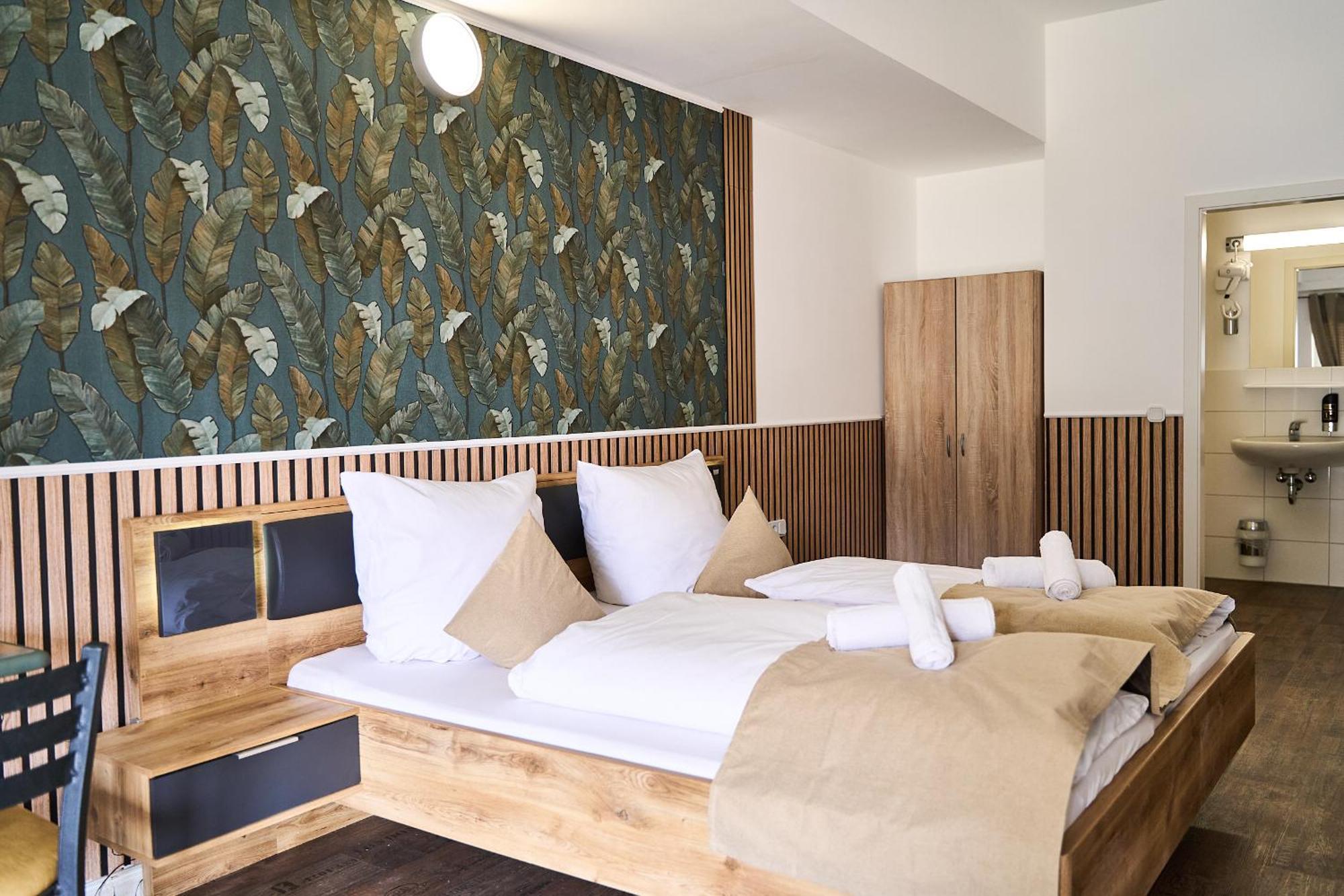 Hotel Maximo พินเนแบร์ก ภายนอก รูปภาพ