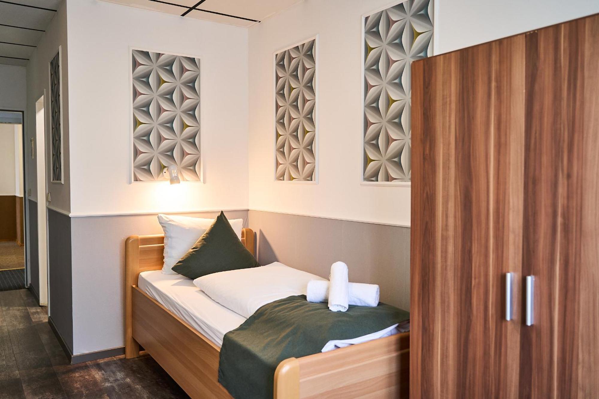 Hotel Maximo พินเนแบร์ก ภายนอก รูปภาพ