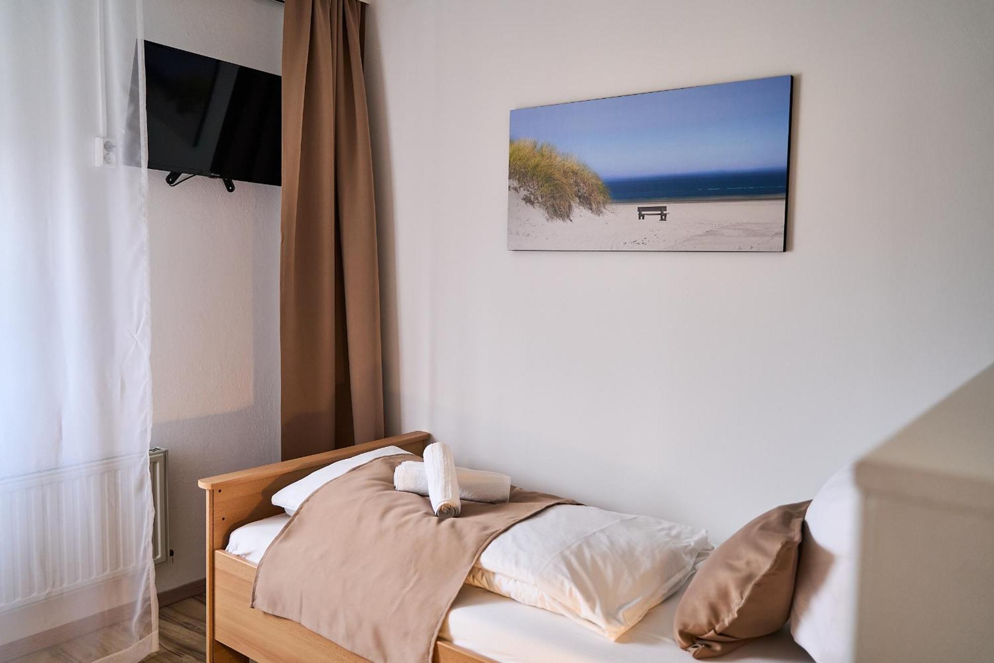 Hotel Maximo พินเนแบร์ก ภายนอก รูปภาพ