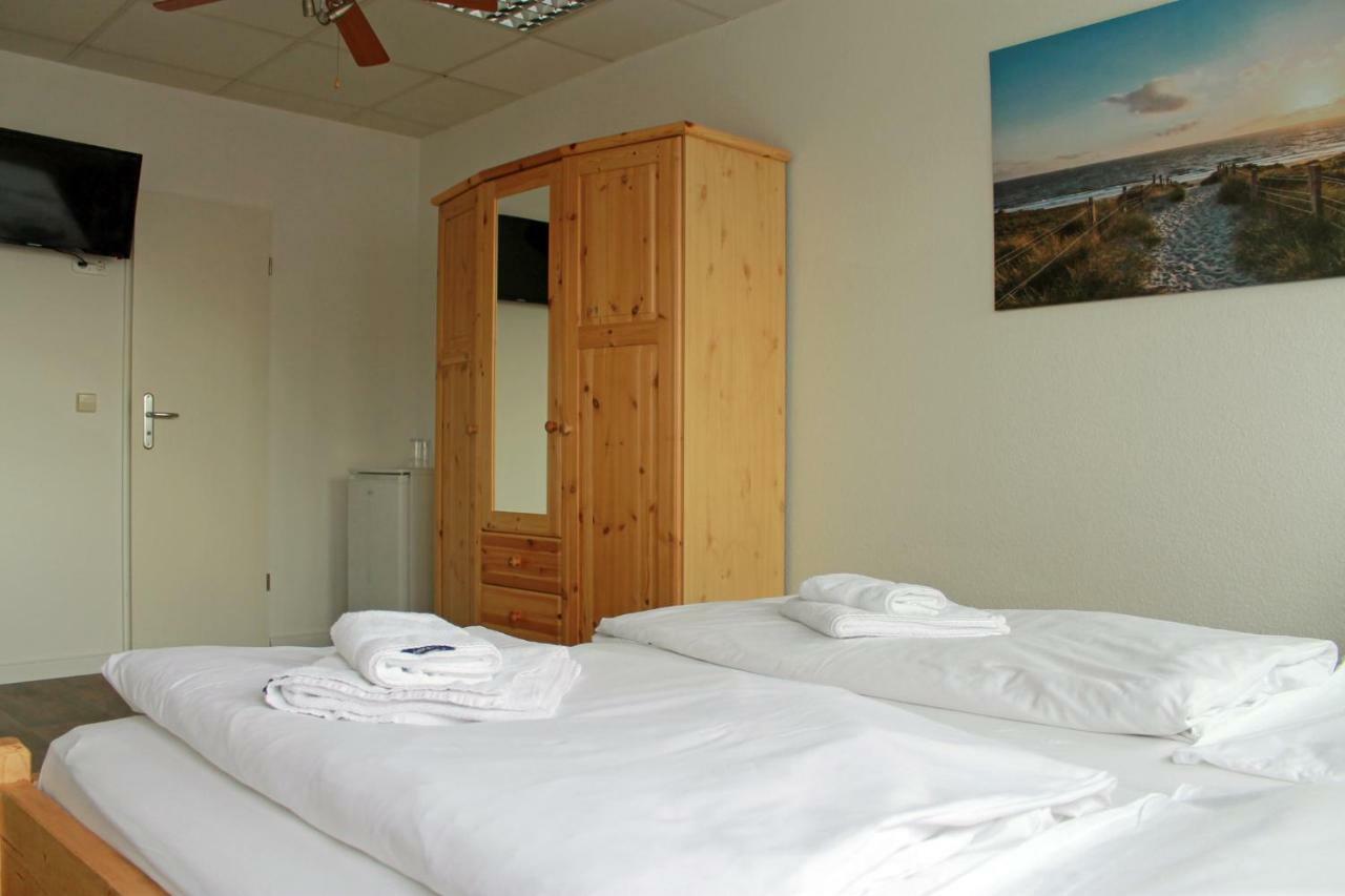 Hotel Maximo พินเนแบร์ก ภายนอก รูปภาพ